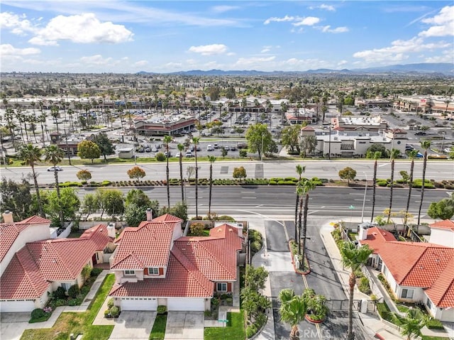 drone / aerial view featuring a residential view