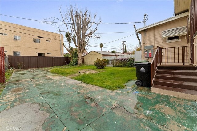 view of yard featuring fence