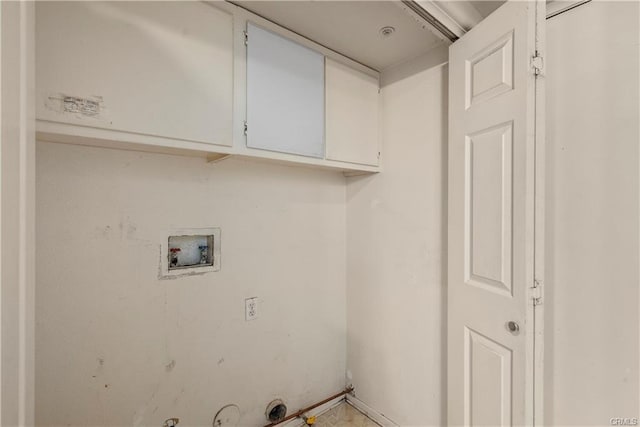 laundry room with cabinet space and washer hookup