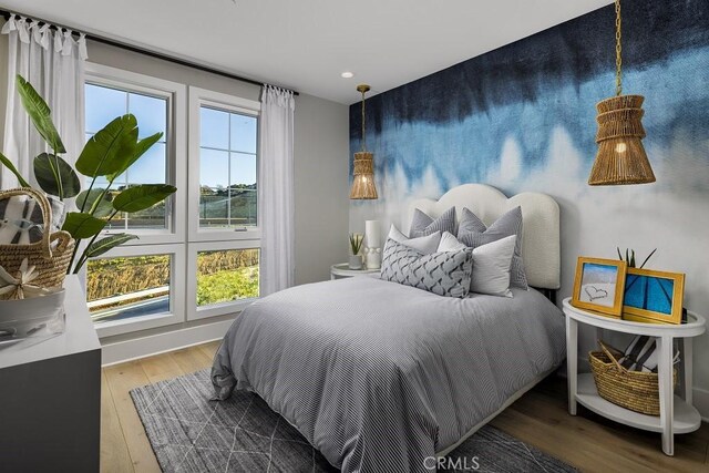 9522 N Andora Ave, Chatsworth, CA 91311 - bedroom featuring wood finished floors and recessed lighting