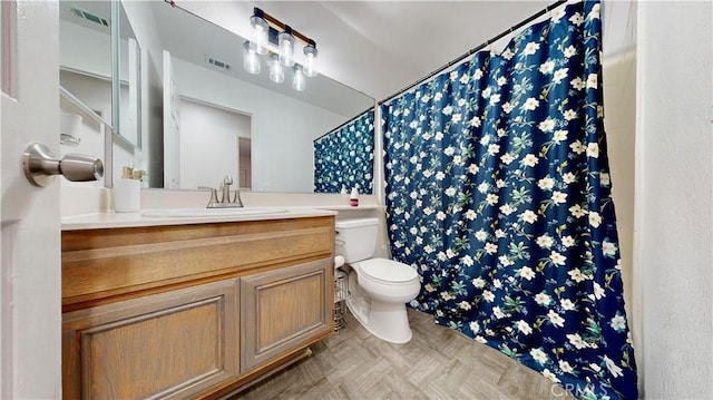 full bathroom with visible vents, curtained shower, toilet, and vanity