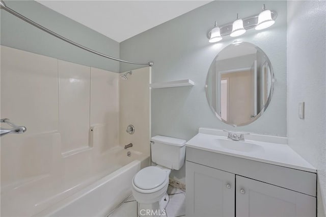 full bath with shower / bath combination, toilet, and vanity