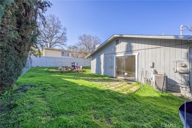 view of yard with fence