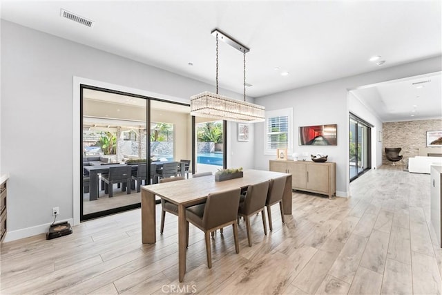 dining area with visible vents, recessed lighting, baseboards, and light wood-style floors