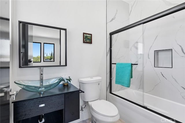 5012 Enfield Ave, Encino, CA 91316 - full bath with bath / shower combo with glass door and vanity