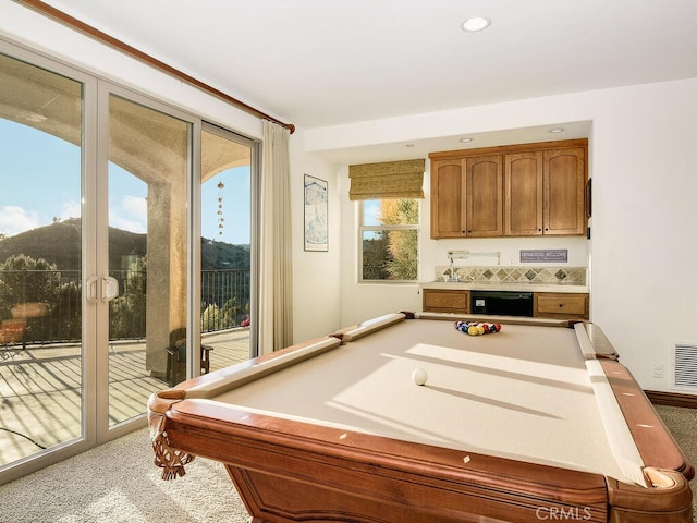 recreation room featuring visible vents, recessed lighting, billiards, and carpet