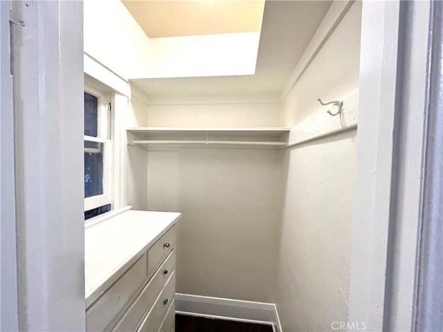 332 W 9th St, Long Beach, CA 90813 - view of spacious closet