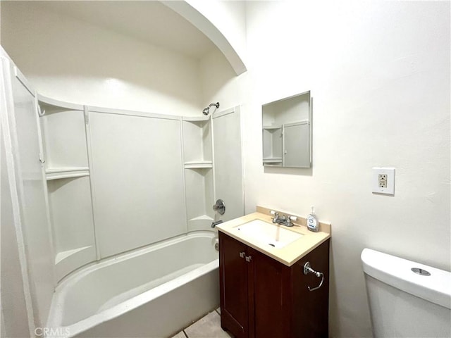 332 W 9th St, Long Beach, CA 90813 - bathroom with toilet, shower / bathtub combination, and vanity