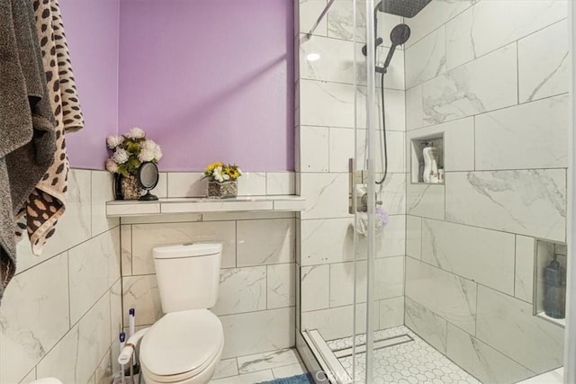 9920 Sepulveda Blvd Unit 1, Mission Hills San Fernando, CA 91345 - bathroom with a stall shower, toilet, and tile walls