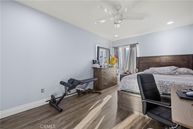 bedroom featuring recessed lighting, a ceiling fan, baseboards, and wood finished floors