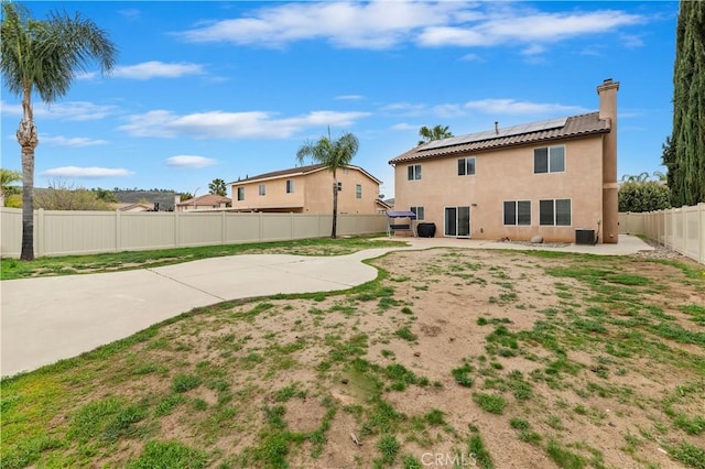 29193 Via Espada, Murrieta, CA 92563 - fenced backyard with a patio and cooling unit