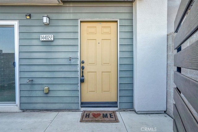 view of entrance to property