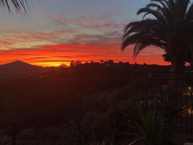 1185 Cedar Summit Dr, Ramona, CA 92065 - view of mountain background