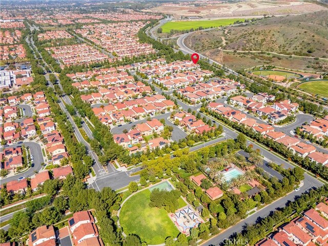 bird's eye view with a residential view