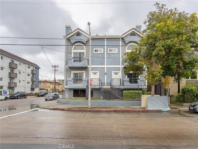 view of townhome / multi-family property