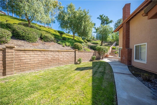 view of yard featuring fence