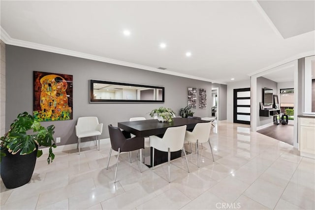 dining area with visible vents, crown molding, baseboards, recessed lighting, and light tile patterned flooring