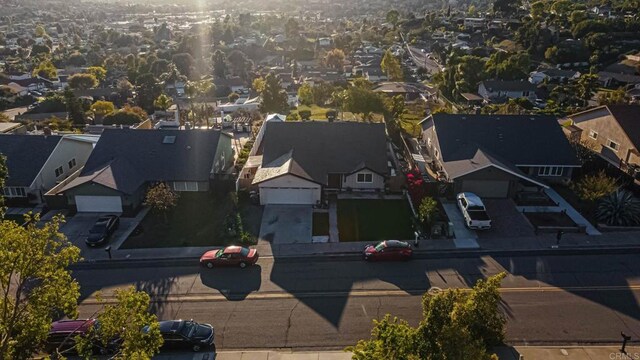 birds eye view of property featuring a residential view