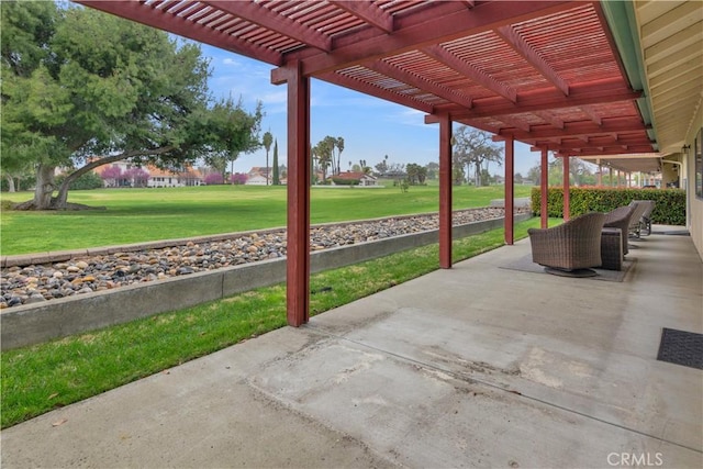 view of patio featuring a pergola
