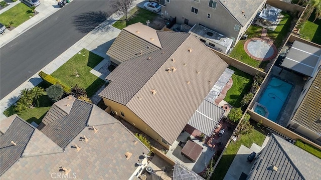 bird's eye view with a residential view