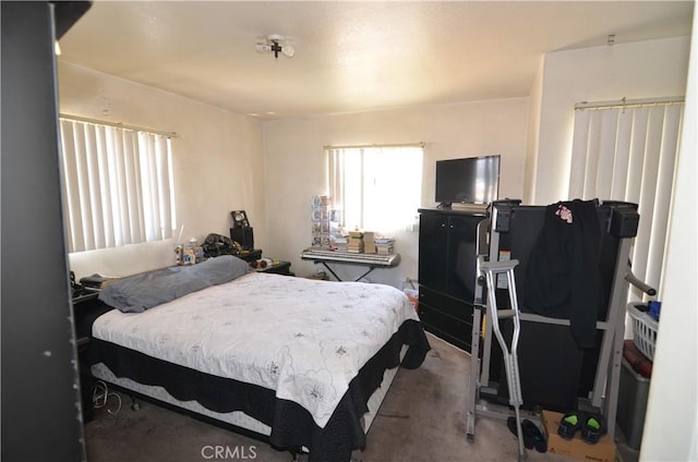 bedroom featuring carpet floors