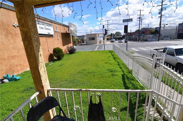 view of yard featuring fence