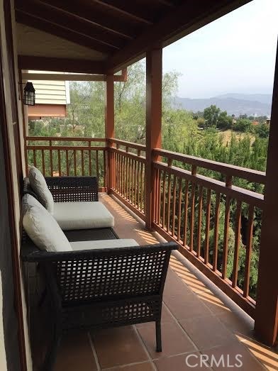 balcony featuring an outdoor living space