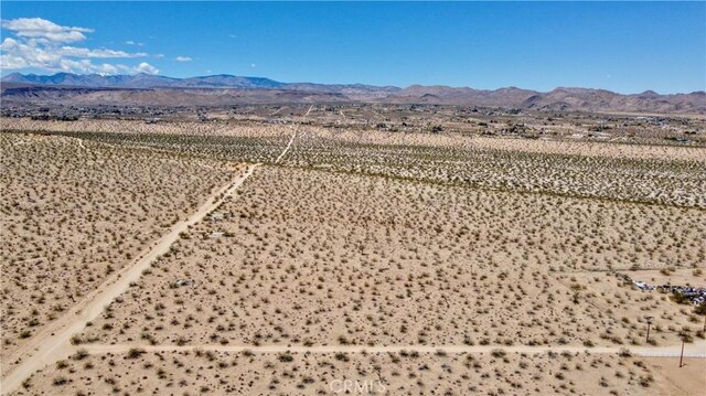 888 Lucky Ln, Landers, CA 92285