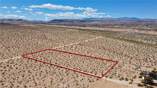 888 Lucky Ln, Landers, CA 92285