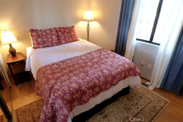 534 Dover Ct, Lake Arrowhead, CA 92352 - bedroom featuring wood finished floors