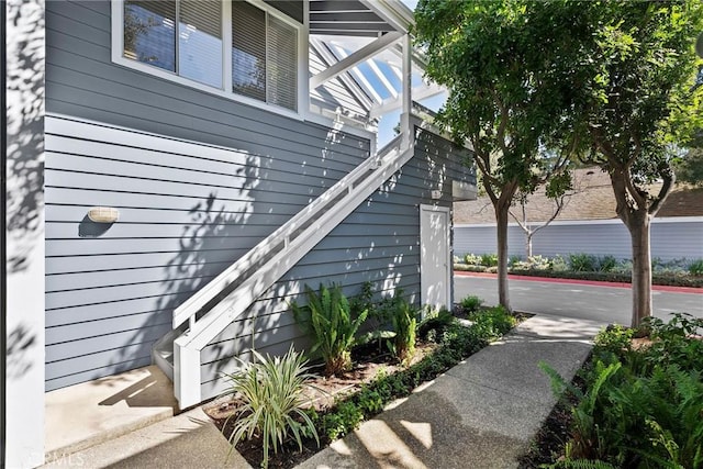 259 Chesterfield, Newport Beach, CA 92660 - view of side of property with stairway