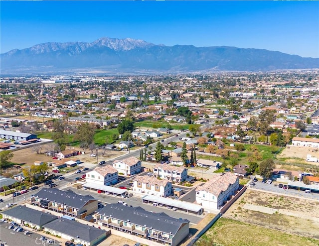 bird's eye view featuring a mountain view