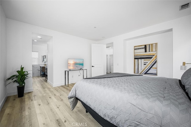 3242 Harmona Pl, Los Alamitos, CA 90720 - bedroom featuring visible vents, recessed lighting, light wood finished floors, and baseboards
