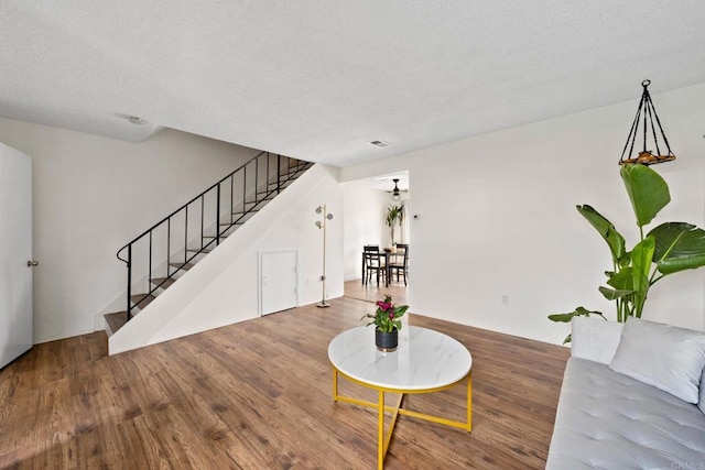 471 S Lincoln Ave, El Cajon, CA 92020 - photo 2