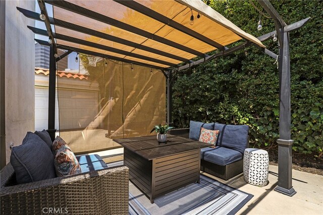 view of patio with a pergola and outdoor lounge area