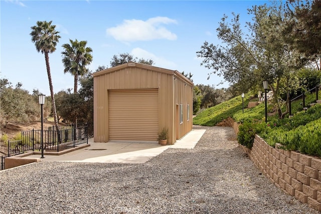 3221 Integrity Way, Fallbrook, CA 92028 - detached garage with driveway