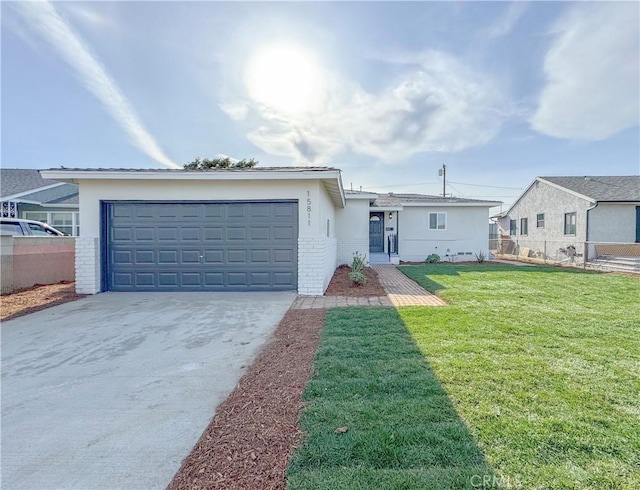 ranch-style house featuring a front lawn, fence, stucco siding, a garage, and driveway