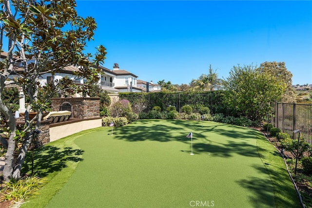 10 Corte Vizcaya, San Clemente, CA 92673 - view of yard featuring a putting green