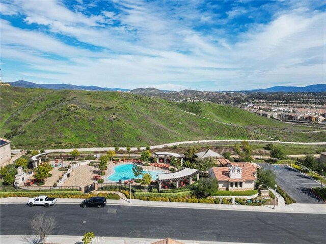 bird's eye view with a mountain view