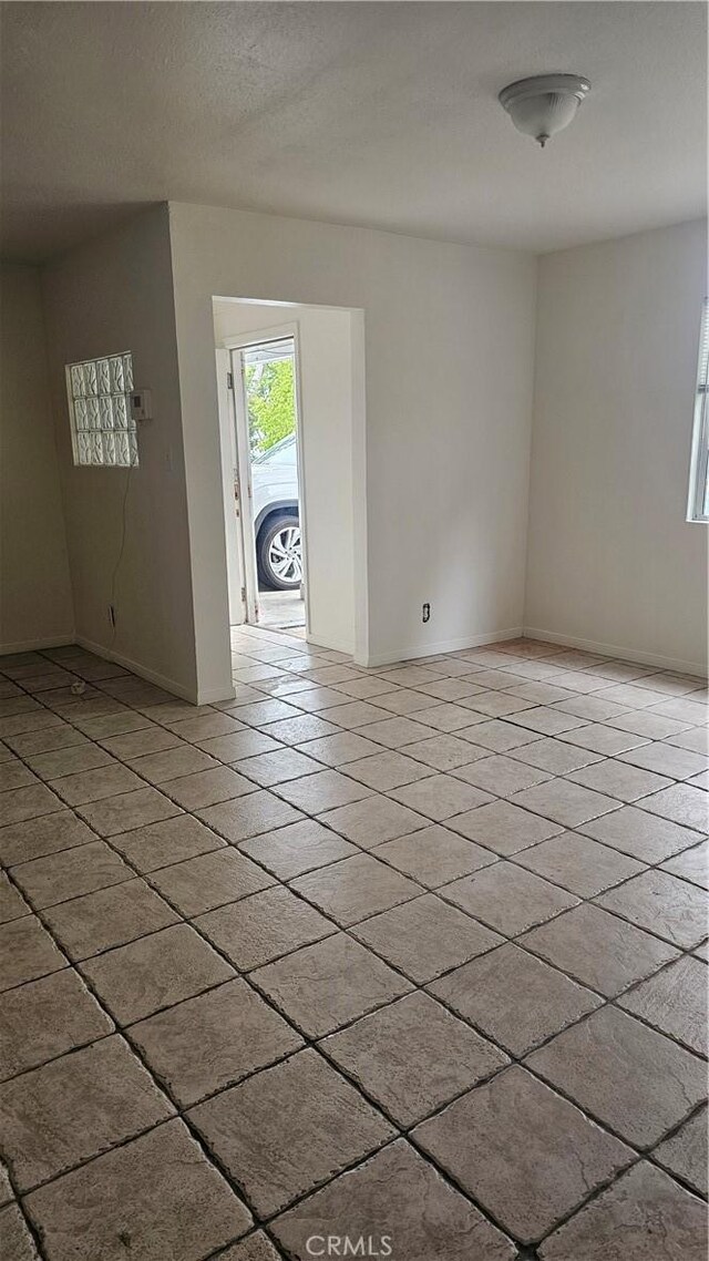 650 Calle Pensamiento, Thousand Oaks, CA 91360 - photo 24