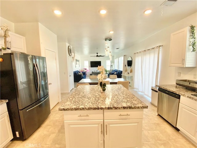 15734 Parsley Ct, Adelanto, CA 92301 - photo 6