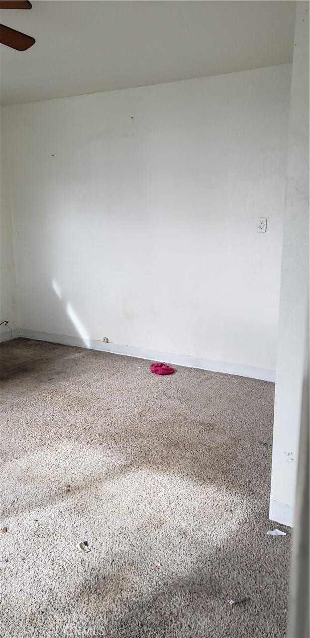 12998 Lakeshore Dr, Clearlake, CA 95422 - unfurnished room with baseboards and ceiling fan