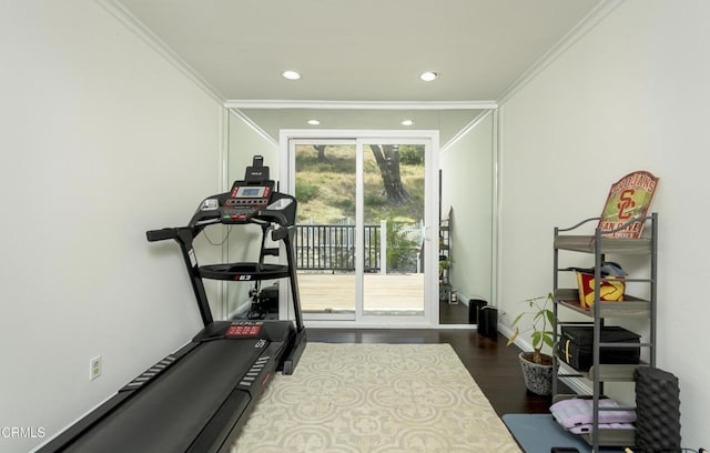 exercise room featuring recessed lighting, baseboards, wood finished floors, and ornamental molding