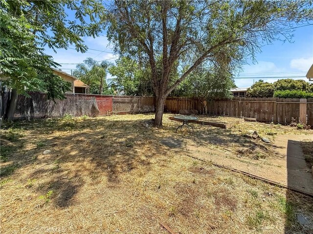 1685 Washington Ave, Oroville, CA 95966 - view of fenced backyard
