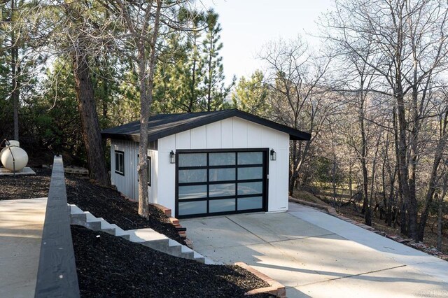 1326 Farmer Rd, Julian, CA 92036 - detached garage featuring driveway
