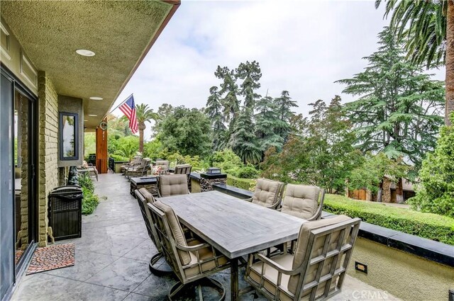 1471 Rosehill, Redlands, CA 92373 - view of patio featuring outdoor dining area