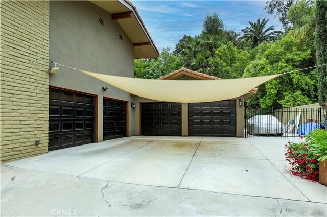 1471 Rosehill, Redlands, CA 92373 - view of garage