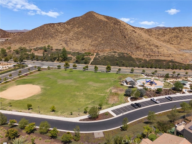 bird's eye view with a mountain view