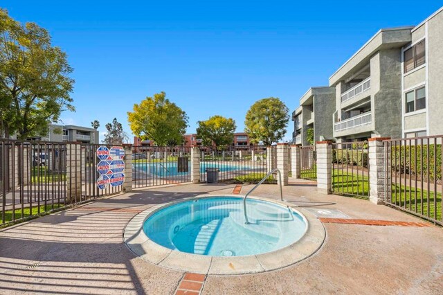 1020 E Washington Ave Unit 88, Escondido, CA 92025 - view of swimming pool