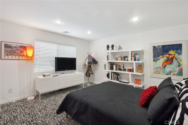 bedroom featuring visible vents, recessed lighting, carpet flooring, and baseboards